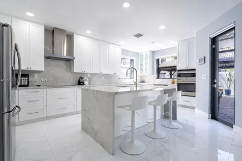 3521 W 92nd Place Hialeah FL 33018