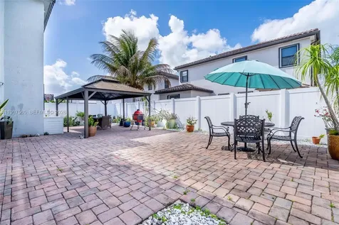 3521 W 92nd Place Hialeah FL 33018