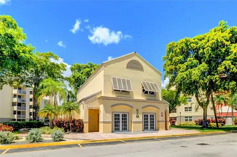 8353 Lake Drive Doral FL 33166