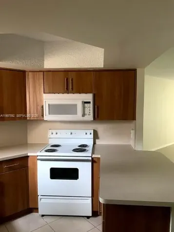 8353 Lake Drive Doral FL 33166