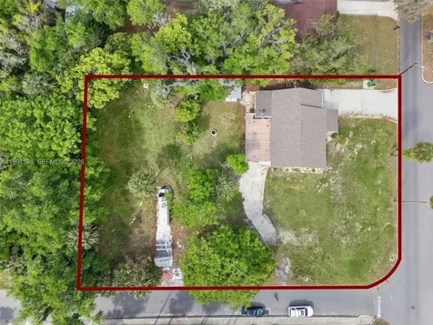 334 W Howry Avenue Other City - In The State Of Florida FL 32720