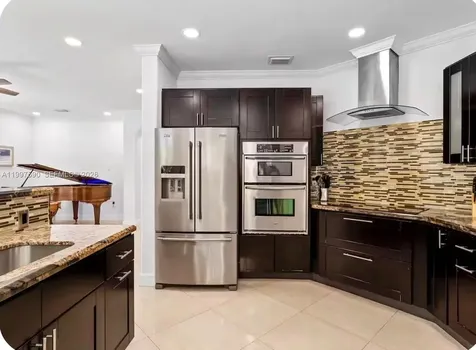 15411 SW 36th Terrace Miami FL 33185