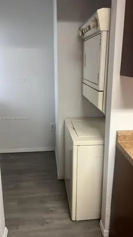 3347 SW 23rd Street Miami FL 33145