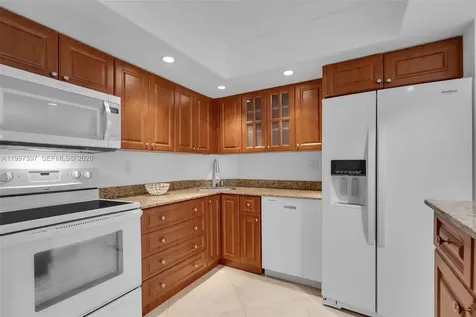 2333 Brickell Avenue Miami FL 33129