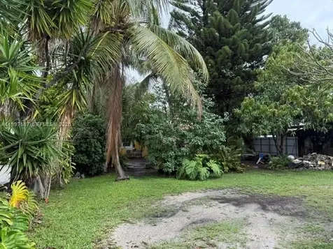 2953 SW 17 Street Miami FL 33145