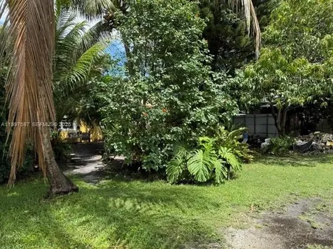 2953 SW 17 Street Miami FL 33145