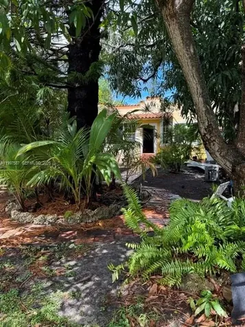 2953 SW 17 Street Miami FL 33145
