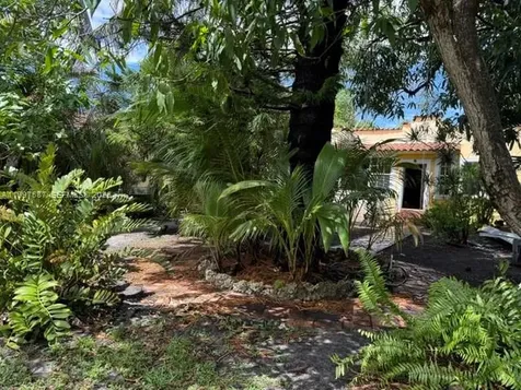 2953 SW 17 Street Miami FL 33145