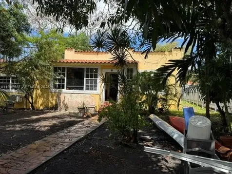 2953 SW 17 Street Miami FL 33145
