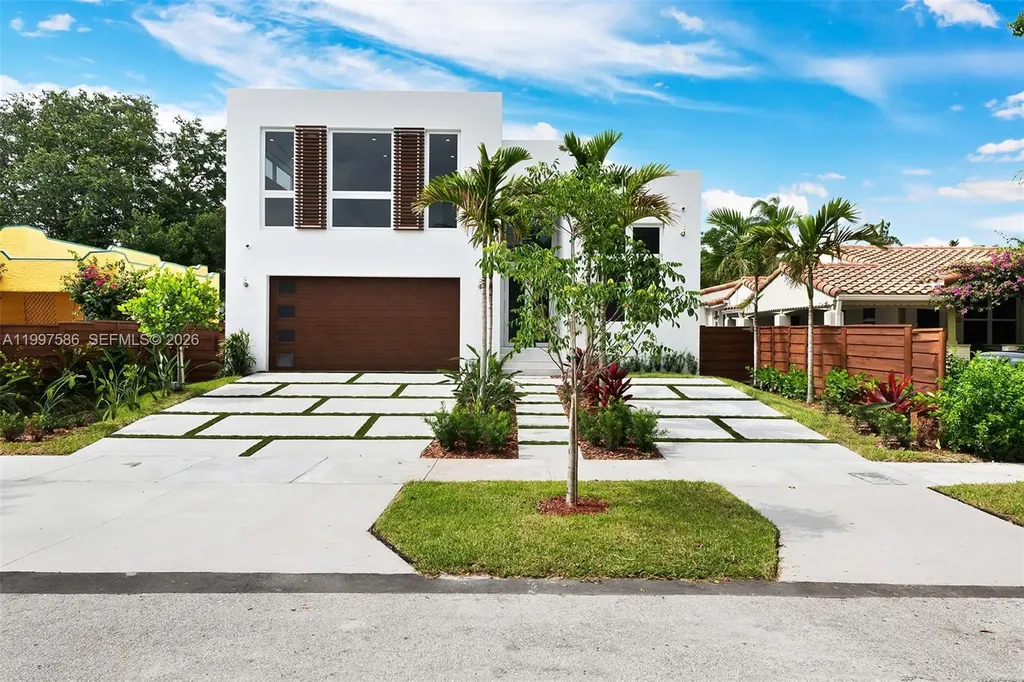 1615 NE 3rd Court Fort Lauderdale FL 33301