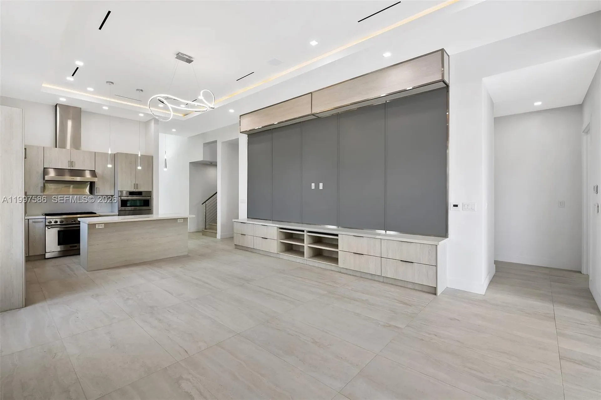 1615 NE 3rd Court Fort Lauderdale FL 33301