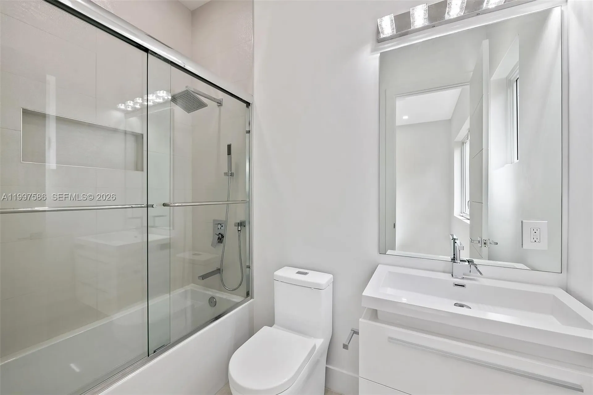 1615 NE 3rd Court Fort Lauderdale FL 33301