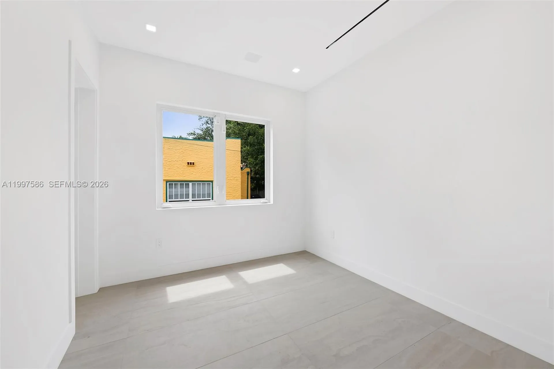 1615 NE 3rd Court Fort Lauderdale FL 33301