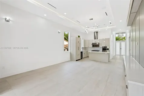 1615 NE 3rd Court Fort Lauderdale FL 33301