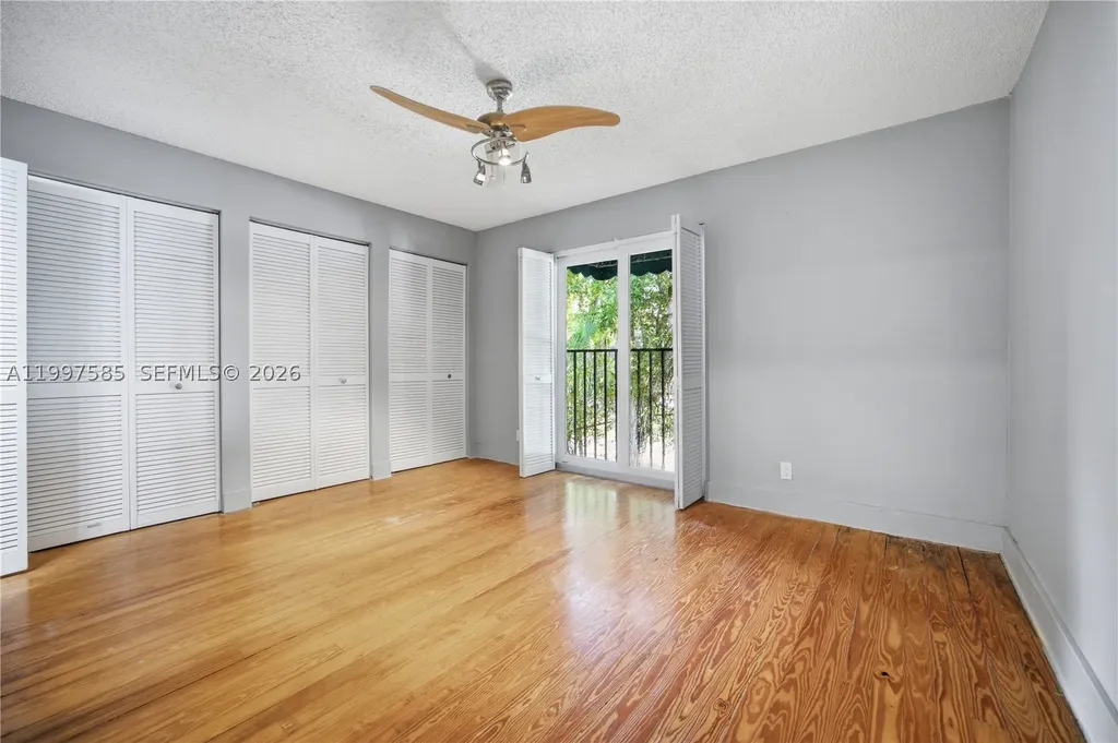 690 SE 23rd Avenue Pompano Beach FL 33062