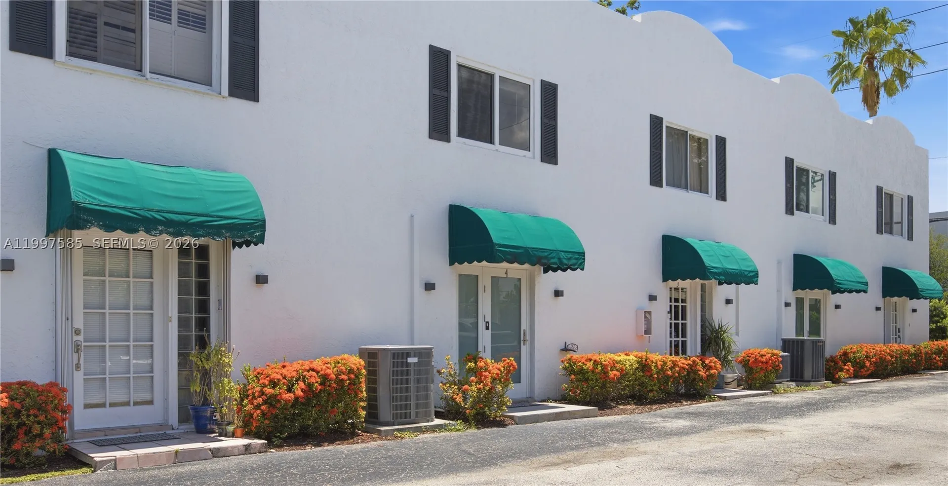 690 SE 23rd Avenue Pompano Beach FL 33062