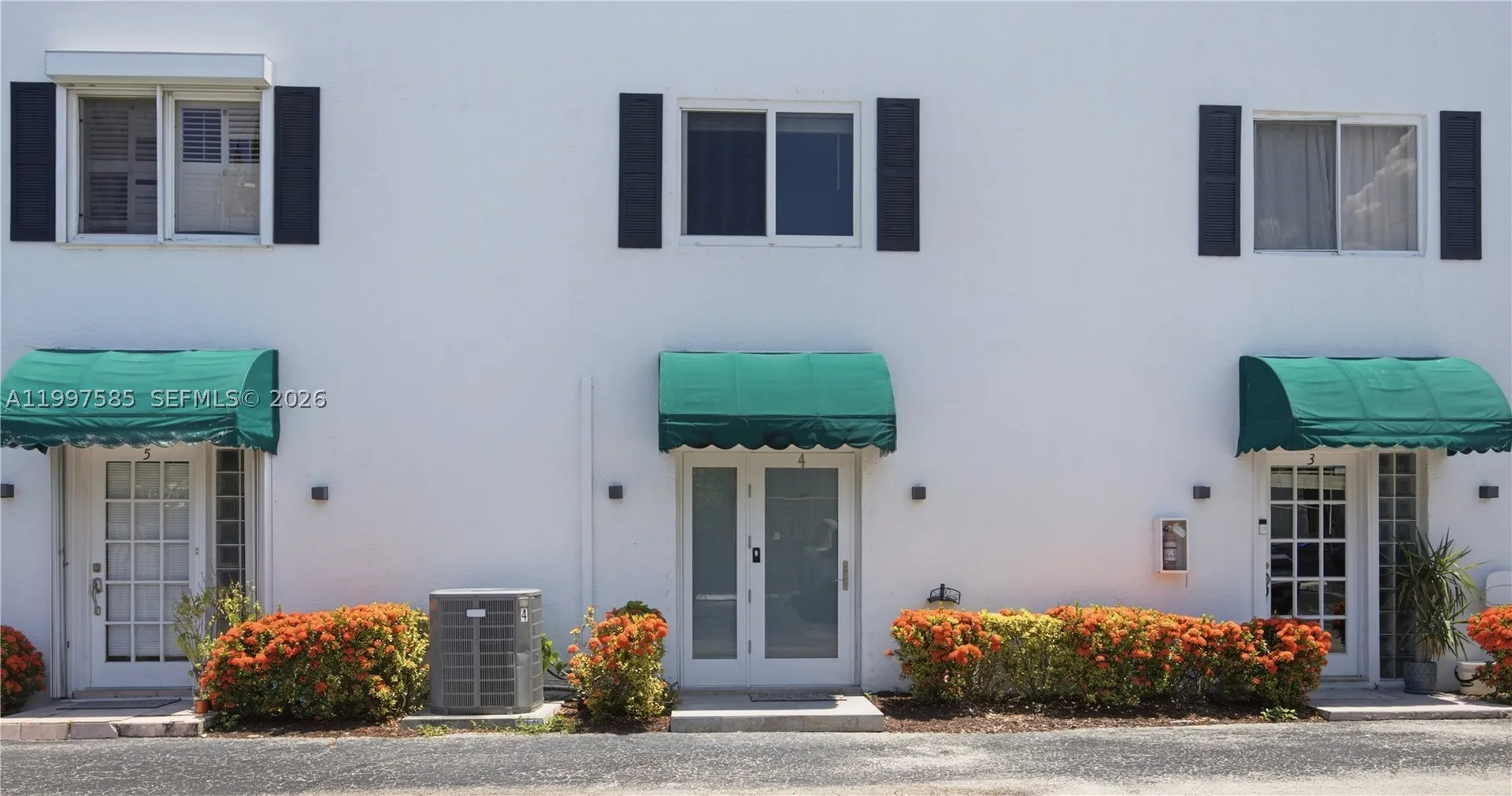 690 SE 23rd Avenue Pompano Beach FL 33062