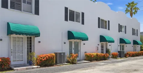 690 SE 23rd Avenue Pompano Beach FL 33062
