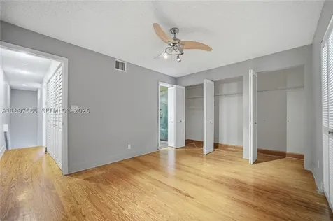 690 SE 23rd Avenue Pompano Beach FL 33062