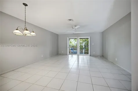 690 SE 23rd Avenue Pompano Beach FL 33062