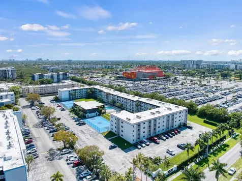 500 NE 2nd Street Dania Beach FL 33004