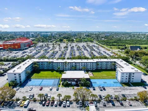 500 NE 2nd Street Dania Beach FL 33004