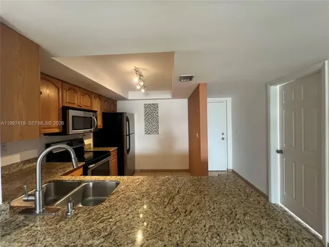 7125 Bay Drive Miami Beach FL 33141