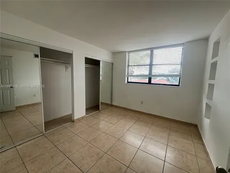 7125 Bay Drive Miami Beach FL 33141