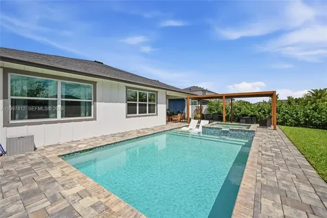 1322 Timber Reap Trail Loxahatchee FL 33470