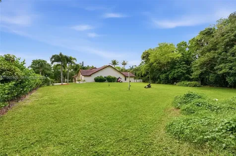 11400 NW 20th Court Plantation FL 33323