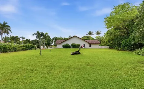 11400 NW 20th Court Plantation FL 33323