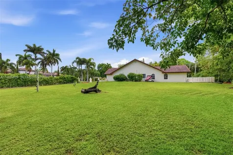 11400 NW 20th Court Plantation FL 33323
