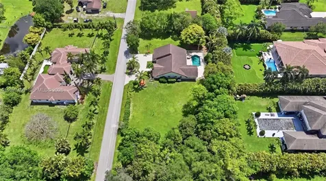 11400 NW 20th Court Plantation FL 33323