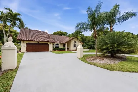11400 NW 20th Court Plantation FL 33323