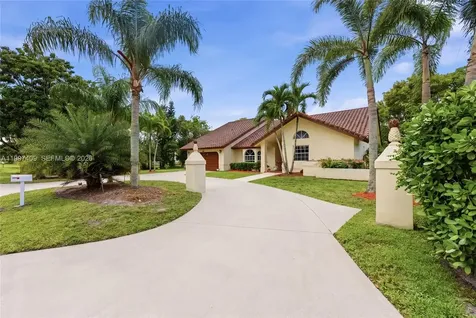 11400 NW 20th Court Plantation FL 33323