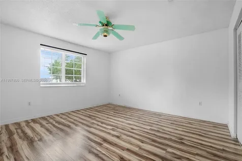8724 NW 189th Terrace Hialeah FL 33018