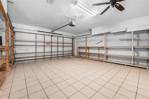 8724 NW 189th Terrace Hialeah FL 33018