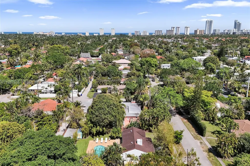 1515 Dewey Street Hollywood FL 33020