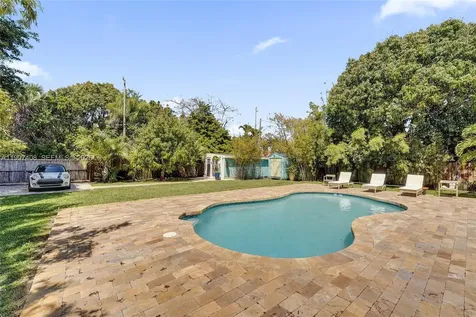 1515 Dewey Street Hollywood FL 33020