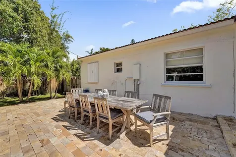 1515 Dewey Street Hollywood FL 33020