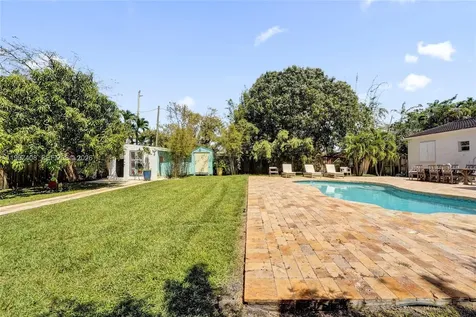 1515 Dewey Street Hollywood FL 33020