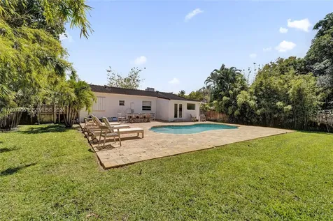 1515 Dewey Street Hollywood FL 33020