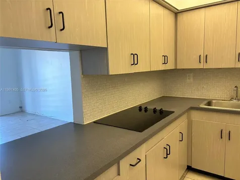 20200 NE 27th Court Aventura FL 33180