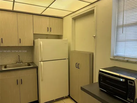 20200 NE 27th Court Aventura FL 33180