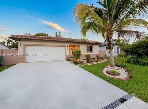 2720 NW 11th Street Fort Lauderdale FL 33311