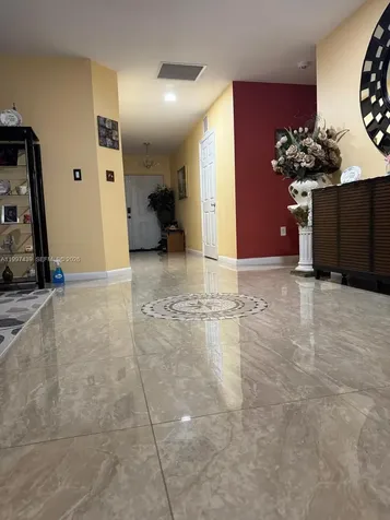 2720 NW 11th Street Fort Lauderdale FL 33311