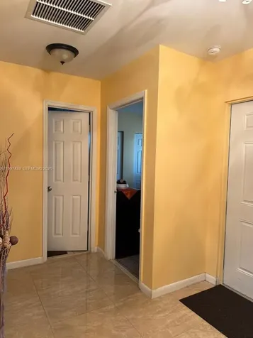 2720 NW 11th Street Fort Lauderdale FL 33311
