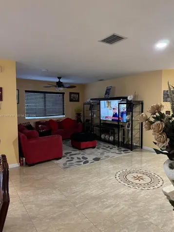 2720 NW 11th Street Fort Lauderdale FL 33311
