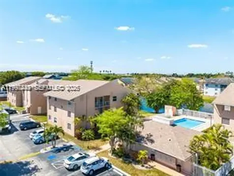 8460 SW 154th Circle Court Miami FL 33193