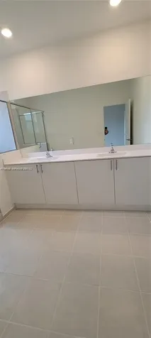 1010 SE 26th Terrace Homestead FL 33035
